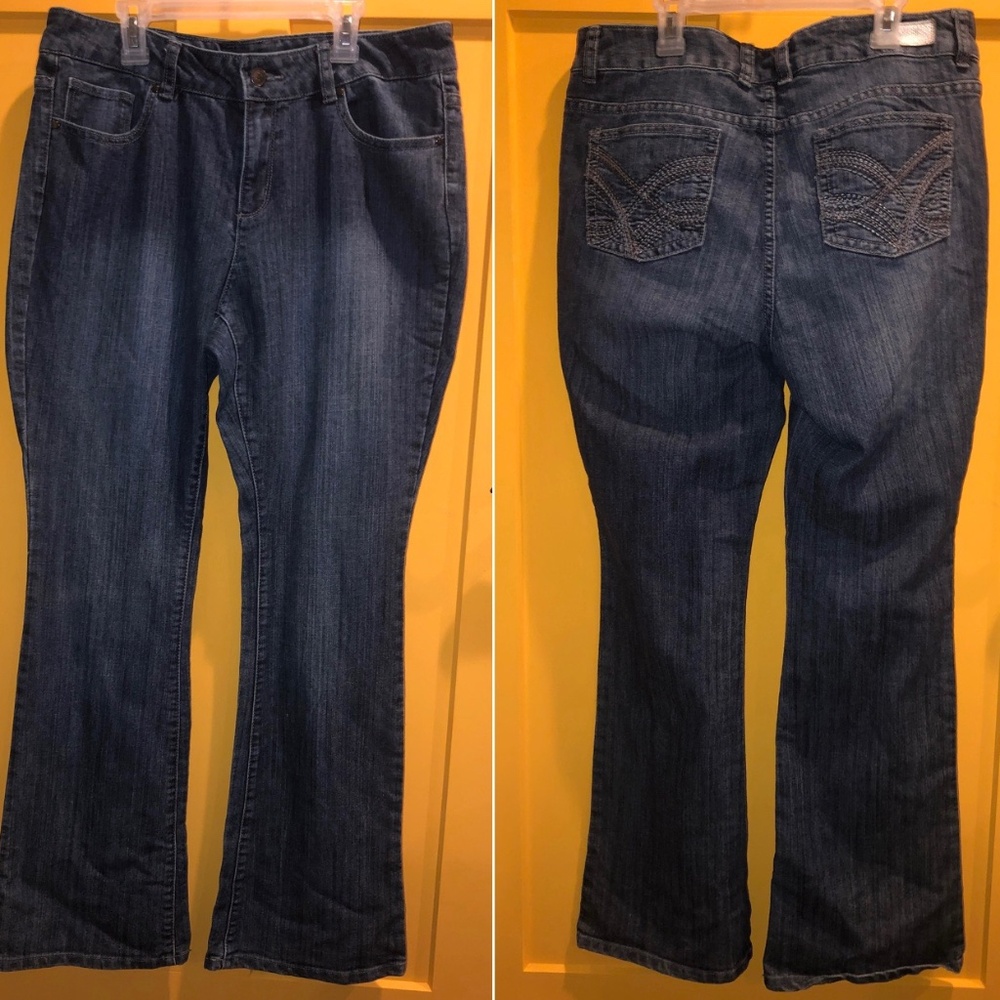 VTG 90s LIZ CLAIBORNE Dark Wash Boot Cut Embroidered Back Pockets Jeans~12